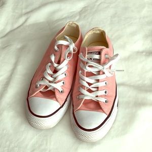 Pink converse